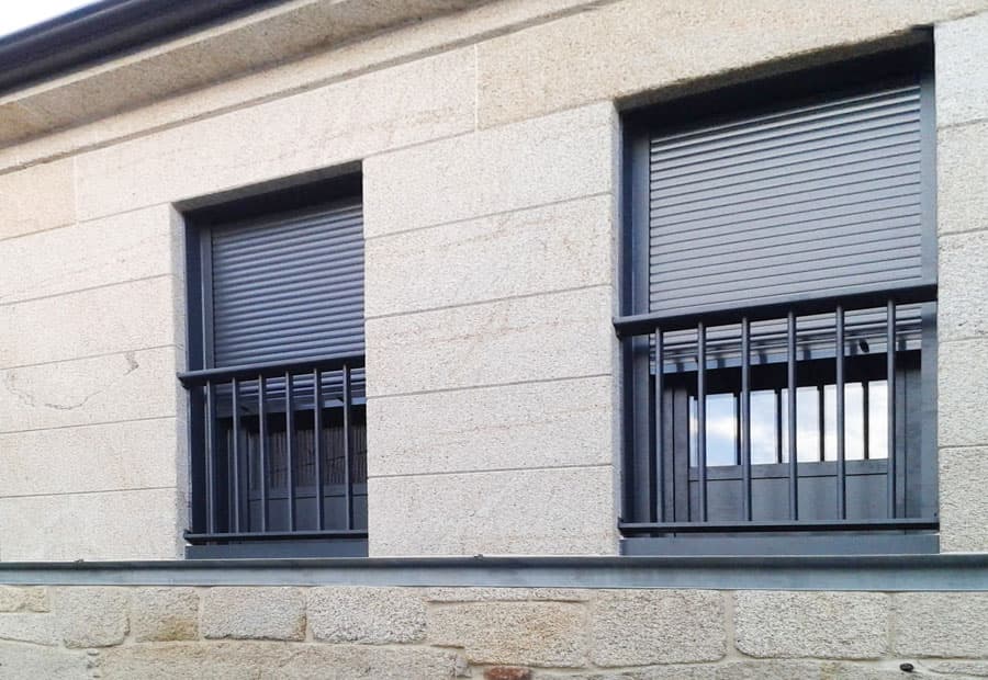 Carpintería metálica y PVC en Cambados