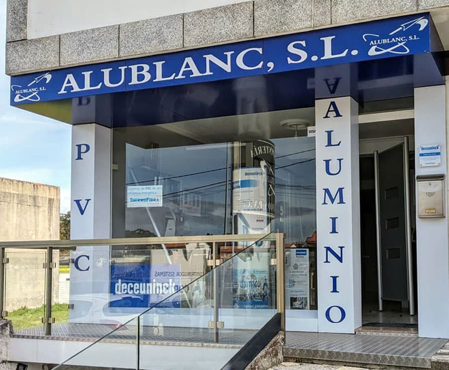 Ventanas de aluminio al mejor precio y portales a medida en Cambados